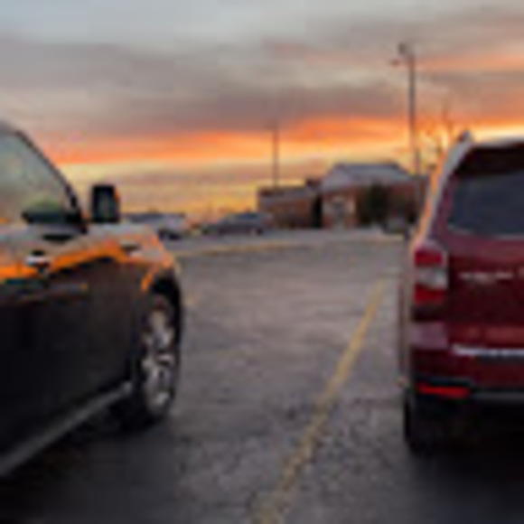 Meet your Posher, Addison - Picture 1 of 1